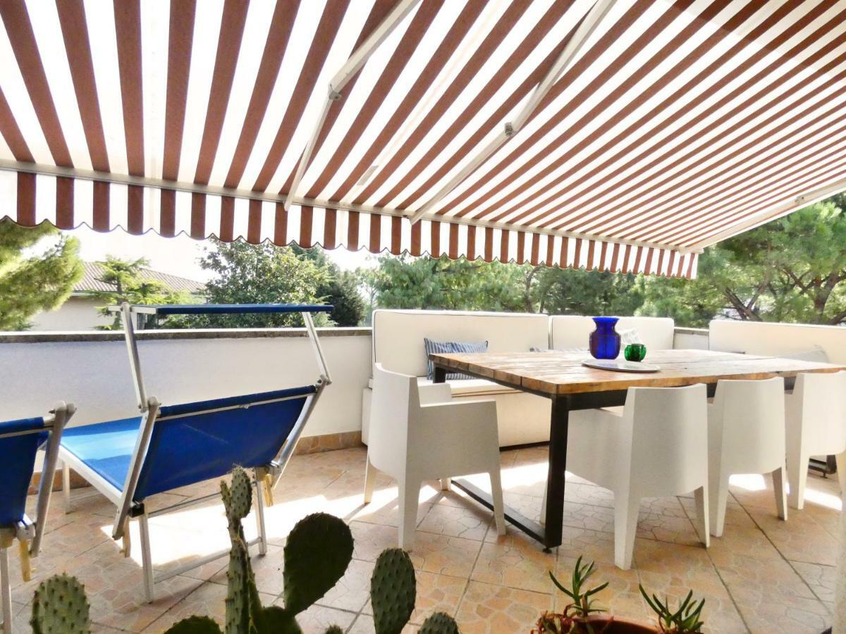 Penthouse Sirmione Close The Lake Екстер'єр фото